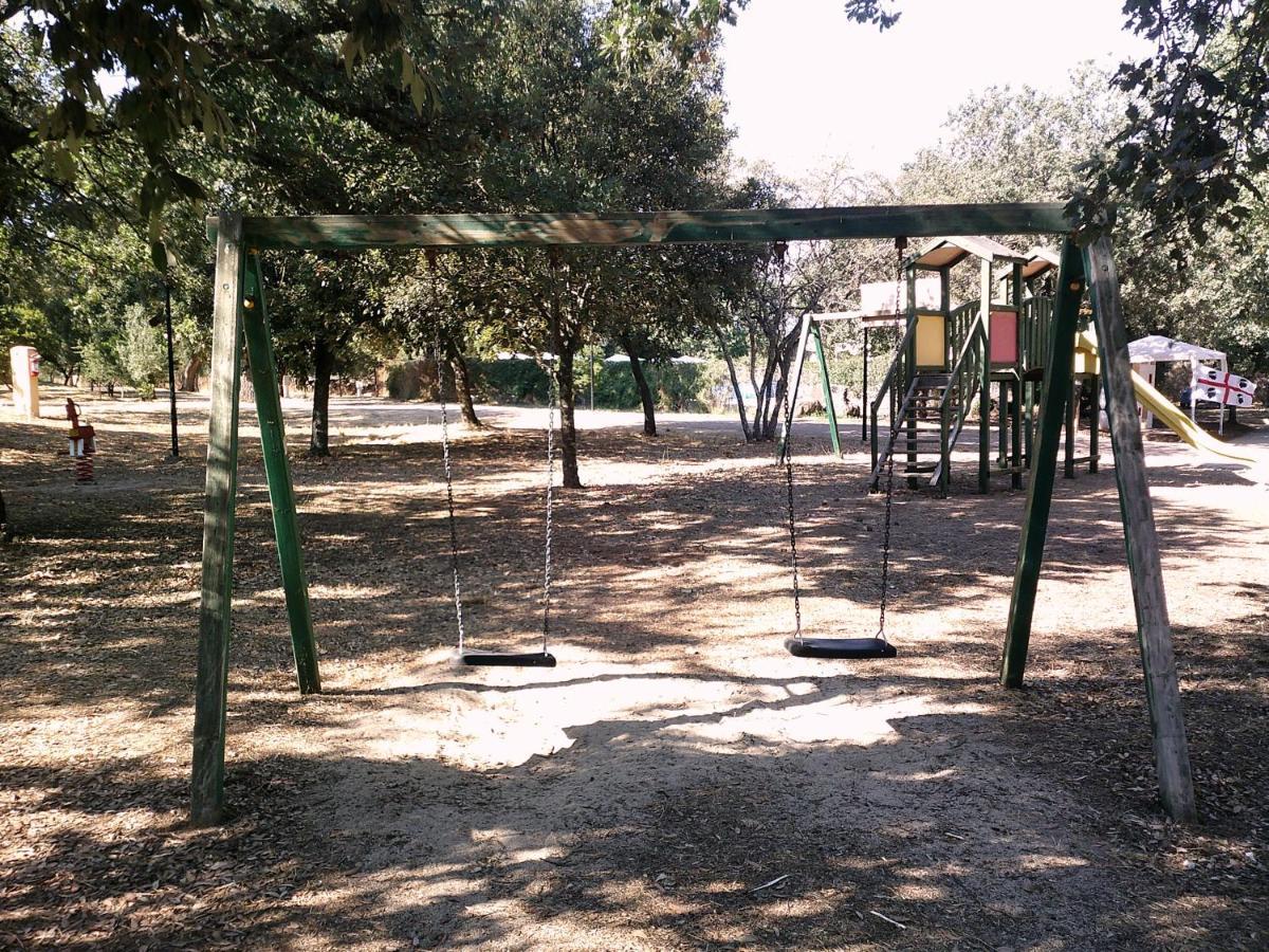 Nuraghe Ruiu Camping & Bungalow Norbello Bagian luar foto