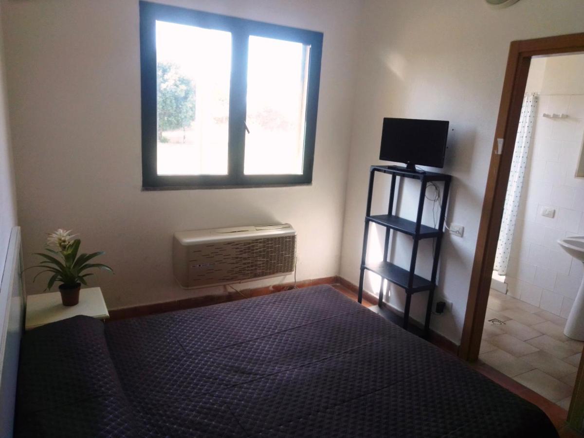 Nuraghe Ruiu Camping & Bungalow Norbello Bagian luar foto